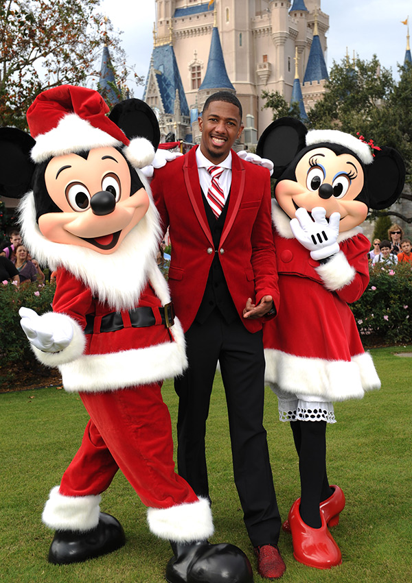 See Disney Parks Christmas Day Parade at Walt Disney World